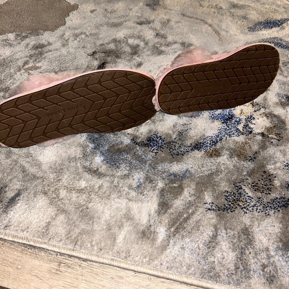 Women’s KoolaBurra Slippers - Picture 6 of 6